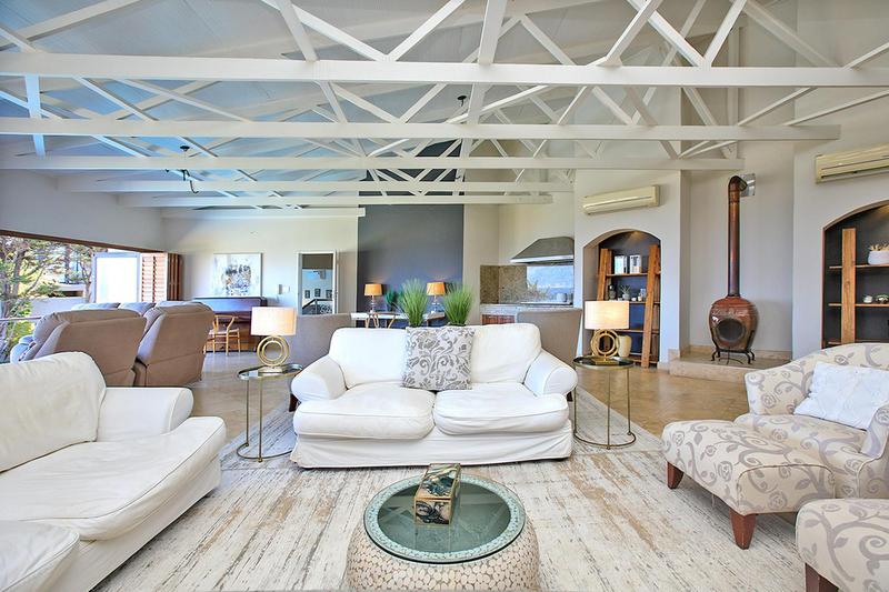 4 Bedroom Property for Sale in Bloubergstrand Western Cape